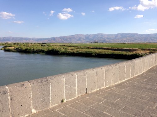 Muş -Tarihi Murat Köprüsü (iPhone 5 ile Çekildi)