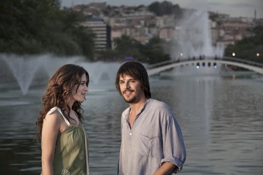 Aşk Tesadüfleri Sever (2010)